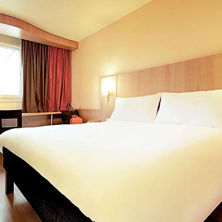 Ibis Абвил Екстериор снимка
