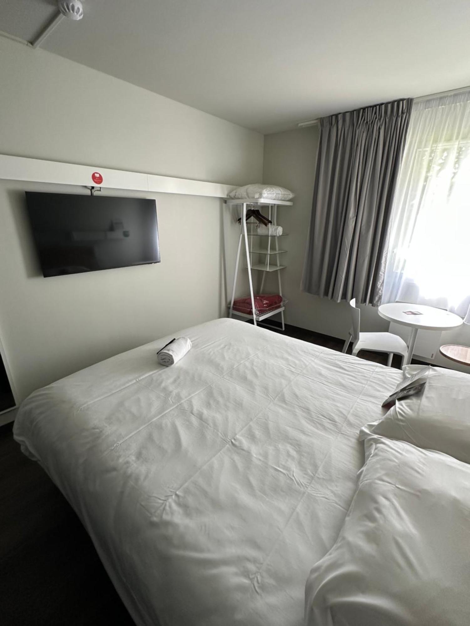 Ibis Абвил Екстериор снимка